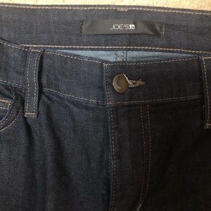 Joe’s Jeans Straight Leg Size 31 Waist; dark wash; like new